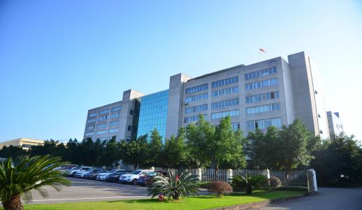 Z6��������Ȧ���й����ٷ���վ